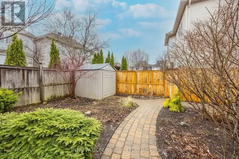 15 Whithorn Avenue Ottawa ON K2K 3B2
