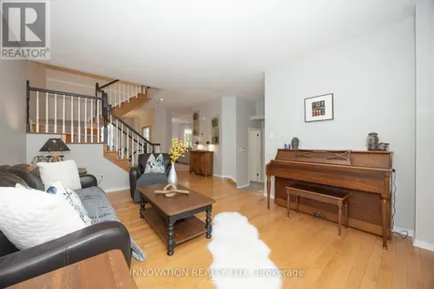 15 Whithorn Avenue Ottawa ON K2K 3B2