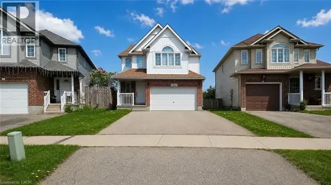 10 Doll Court Kitchener ON N2E 4H1