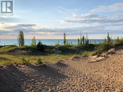 10096 Pinery Bluffs Rd, Lot 3 Road Lambton Shores ON N0M 1T0