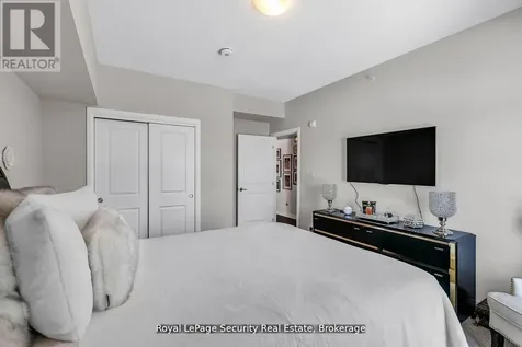 54 Koda Street Barrie ON L9J 0J6