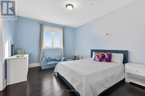 290 Ponderosa Street Ottawa ON K2V 0N4
