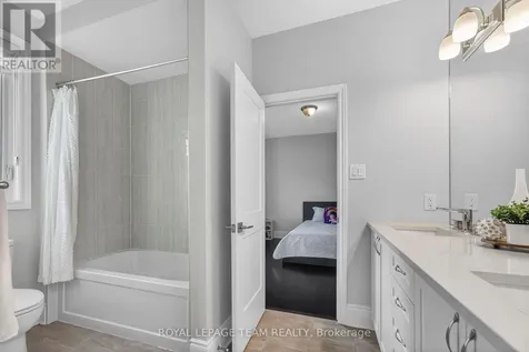 290 Ponderosa Street Ottawa ON K2V 0N4
