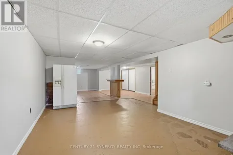 3941 Shirley Avenue Ottawa ON K1V 1H4