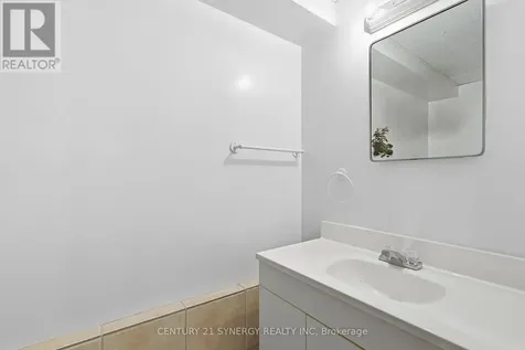 3941 Shirley Avenue Ottawa ON K1V 1H4