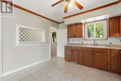 3941 Shirley Avenue Ottawa ON K1V 1H4