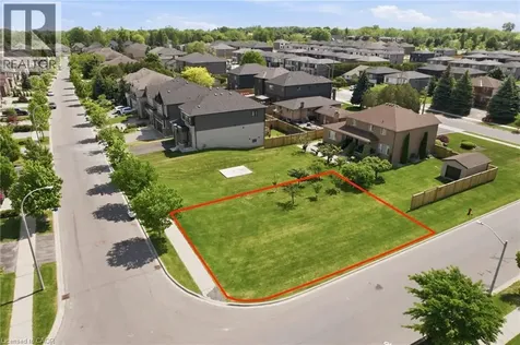 2 Chambers Drive Ancaster ON L9G 3K9