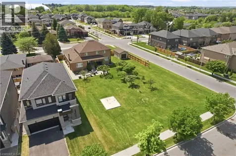 2 Chambers Drive Ancaster ON L9G 3K9