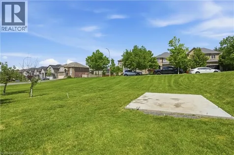 3 Chambers Drive Ancaster ON L9G 3K9