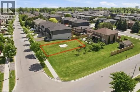3 Chambers Drive Ancaster ON L9G 3K9