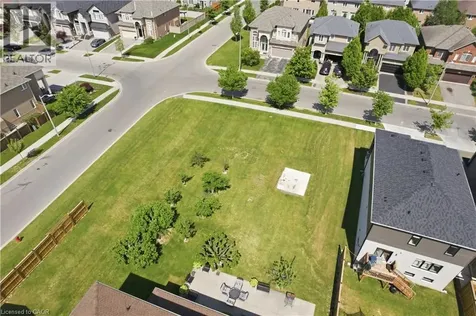 3 Chambers Drive Ancaster ON L9G 3K9