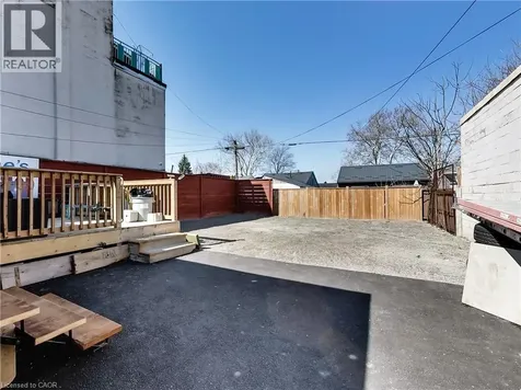 229 Parkdale Avenue North Hamilton ON L8H 5X4