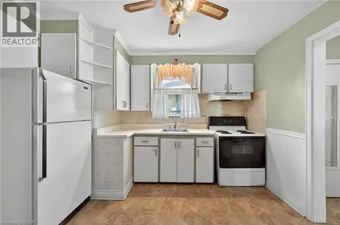 167 Taylor Avenue Hamilton ON L8K 3T1