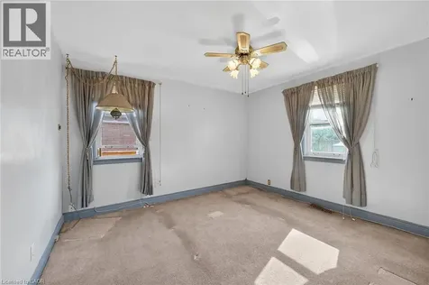 167 Taylor Avenue Hamilton ON L8K 3T1
