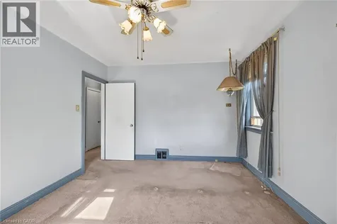167 Taylor Avenue Hamilton ON L8K 3T1
