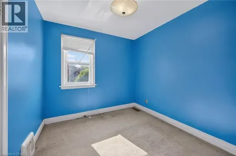 167 Taylor Avenue Hamilton ON L8K 3T1