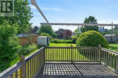 167 Taylor Avenue Hamilton ON L8K 3T1