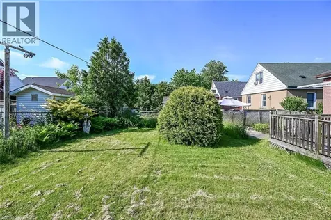 167 Taylor Avenue Hamilton ON L8K 3T1