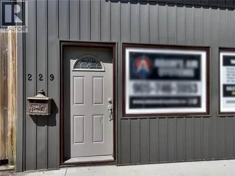 229 Parkdale Avenue North Hamilton ON L8H 5X4