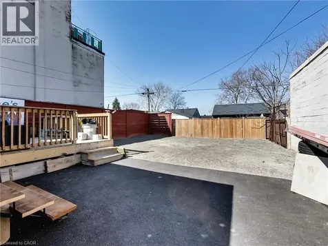 229 Parkdale Avenue North Hamilton ON L8H 5X4