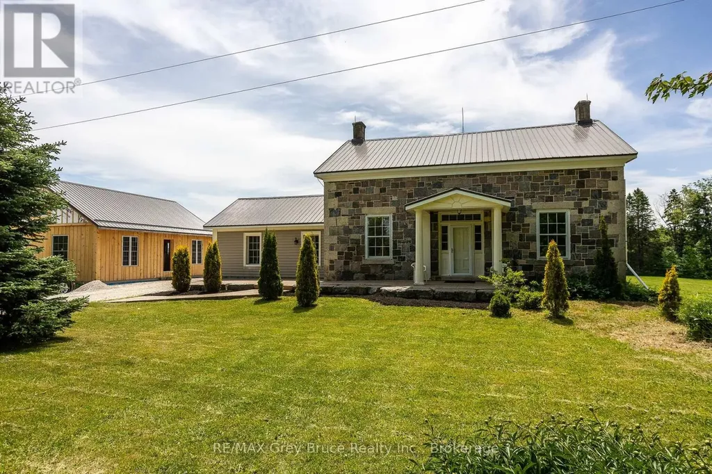 264094 24 Sideroad Meaford ON N0H 1B0