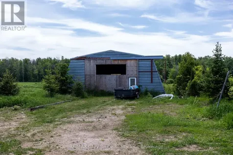 264094 24 Sideroad Meaford ON N0H 1B0
