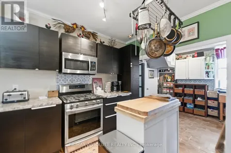 19 Leeds Street Smiths Falls ON K7A 2M6