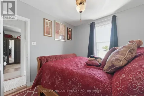19 Leeds Street Smiths Falls ON K7A 2M6