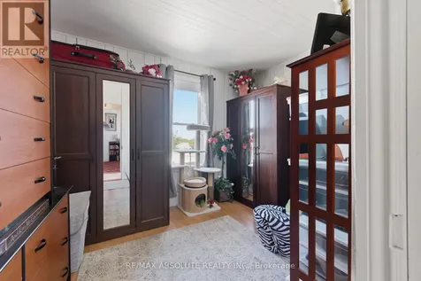 19 Leeds Street Smiths Falls ON K7A 2M6