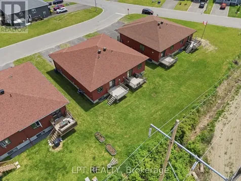 1041 Jacynthe Street Hawkesbury ON K6A 3V9