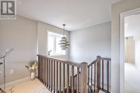 195 Greti Drive Hamilton ON L9B 1P9