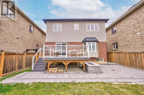 195 Greti Drive Hamilton ON L9B 1P9