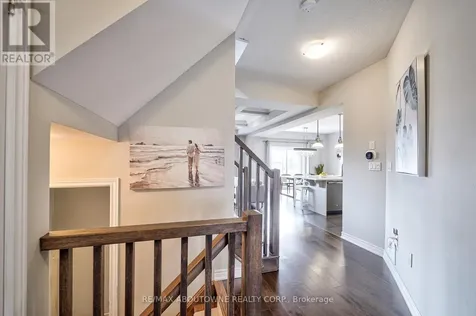 195 Greti Drive Hamilton ON L9B 1P9