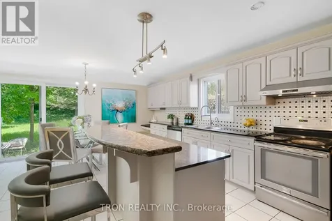 505 Yorkshire Drive Waterloo ON N2T 2V1