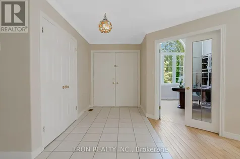 505 Yorkshire Drive Waterloo ON N2T 2V1
