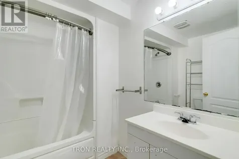 505 Yorkshire Drive Waterloo ON N2T 2V1
