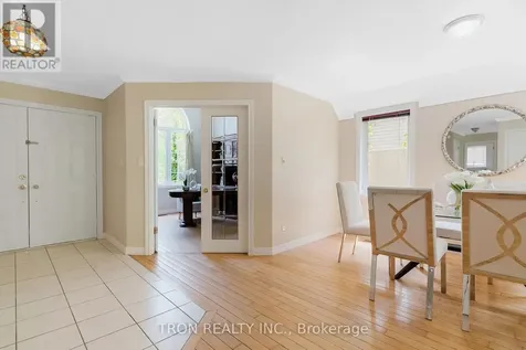 505 Yorkshire Drive Waterloo ON N2T 2V1