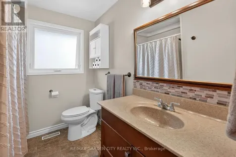 127 Ayr Street Haldimand ON N3W 1E5