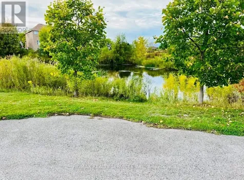261 Thomas Avenue Brantford ON N3S 0E1