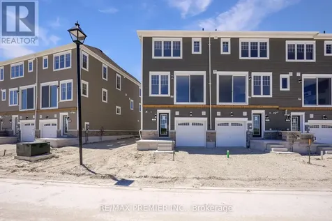25 Sama Way Wasaga Beach ON L9Z 0K4