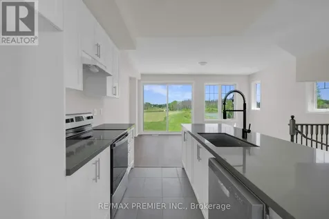 25 Sama Way Wasaga Beach ON L9Z 0K4