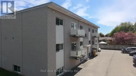 206 Indian Road Kitchener ON N2B 2S9