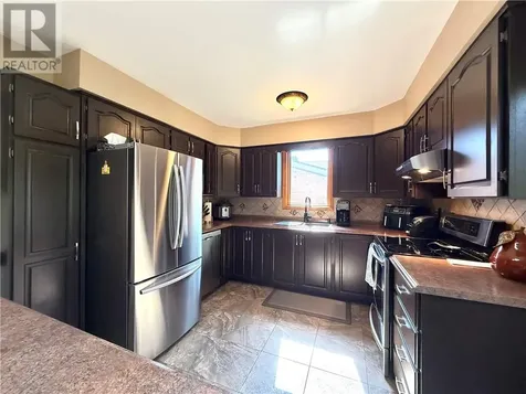 71 Chantal Crescent Greater Sudbury ON P3L 1C1
