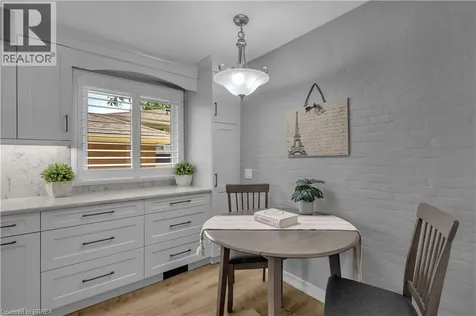 46 Brisbane Boulevard Brantford ON N3S 4L3