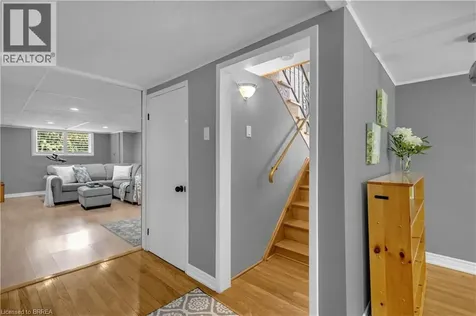 46 Brisbane Boulevard Brantford ON N3S 4L3