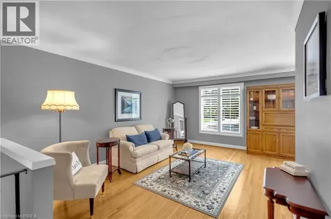 46 Brisbane Boulevard Brantford ON N3S 4L3