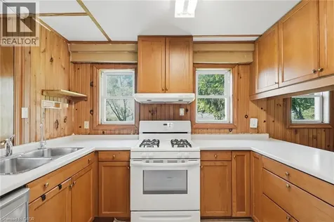 2069 Lakeshore Road Haldimand ON N1A 2W8