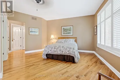 45 Turtle Point Private Ottawa ON K2K 3P1