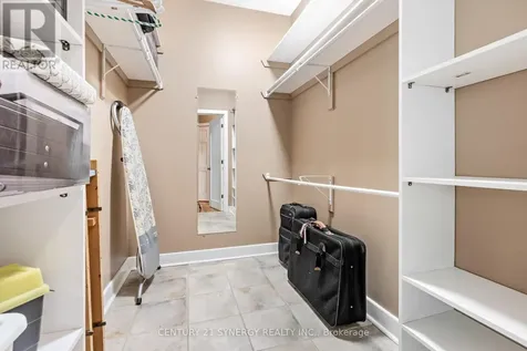 45 Turtle Point Private Ottawa ON K2K 3P1