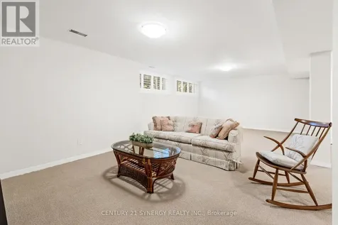 45 Turtle Point Private Ottawa ON K2K 3P1